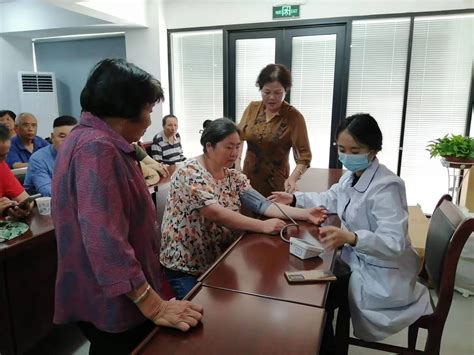 健康咨詢服務中心命名指南 打造專業與信賴的品牌形象